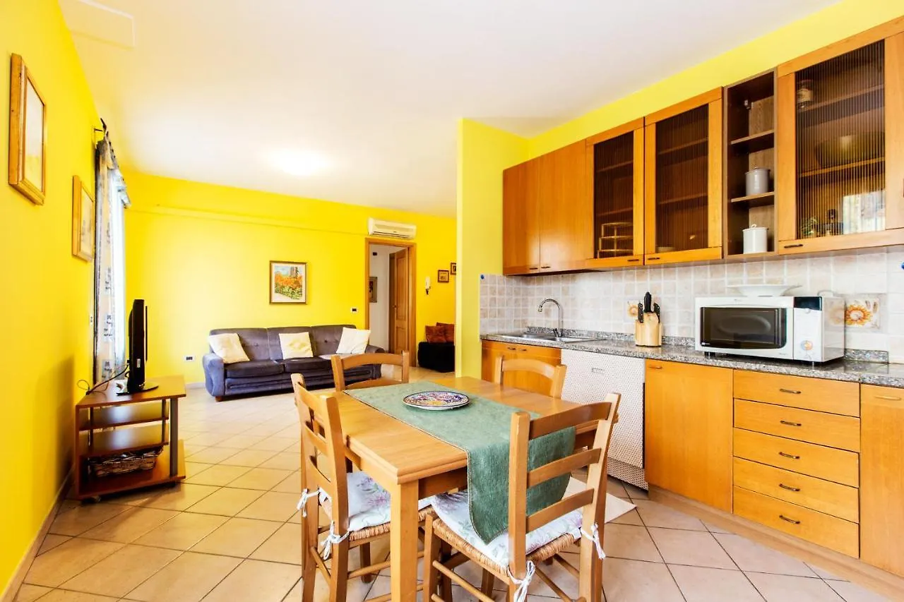 Case Vacanza Aiosardegna Pula 0*,